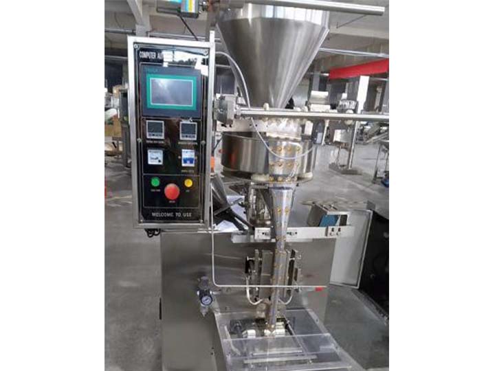 chin chin packaging machine