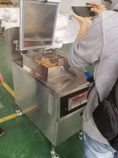customer visit for pressure fryer